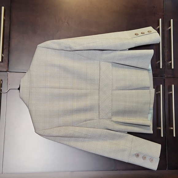 Liz Claibone Ladies Blazer - Picture 4 of 11